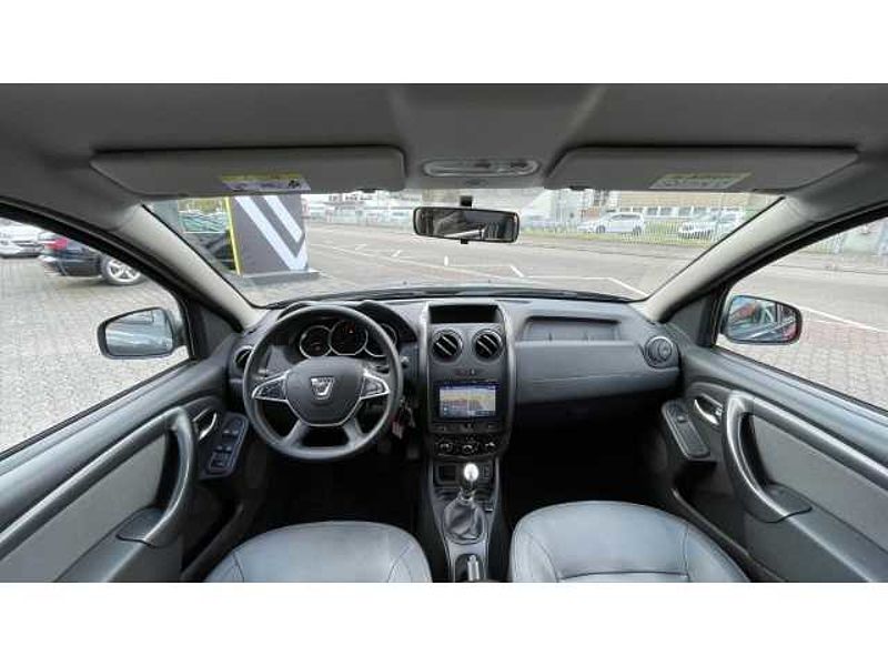 Dacia Duster I 1.2 Prestige TCe 125 4x2 Navi Leder Fahrerprofil SHZ Temp Tel. -Vorb. PDC Berga