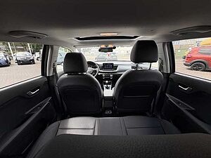 Kia Stonic Platinum Edition 1.0 T-GDI MIld Hybrid 