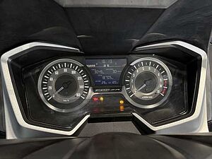 Honda Forza 300 mit Smart Top Case Griffheiz 300 Forza 