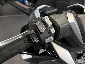 Honda Forza 300 mit Smart Top Case Griffheiz 300 Forza 