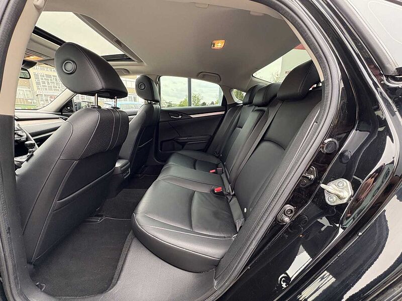 Honda Civic Limousine 1.5 VTEC Turbo Executive