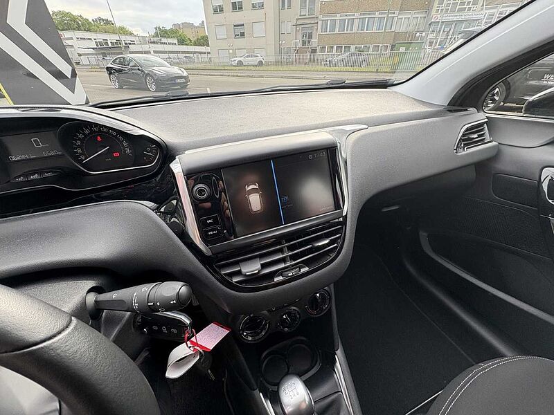 Peugeot 208 Active 110 Pure Tech