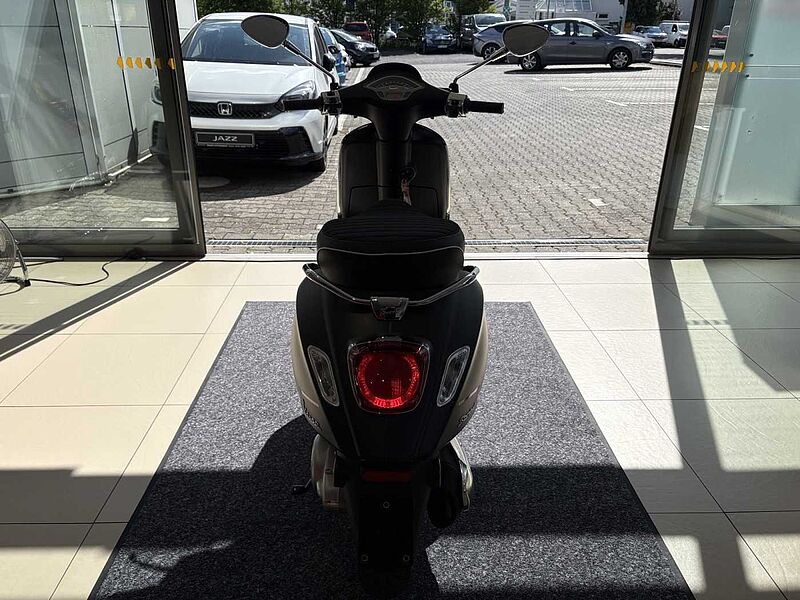 Vespa Sprint S 50 Sprint 50 i-Get Vespa Sprint S