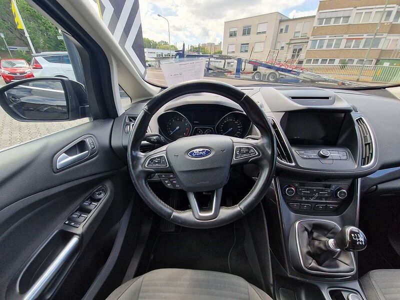 Ford C-Max Titanium