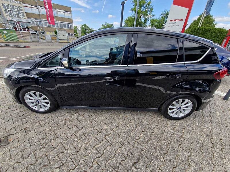 Ford C-Max Titanium