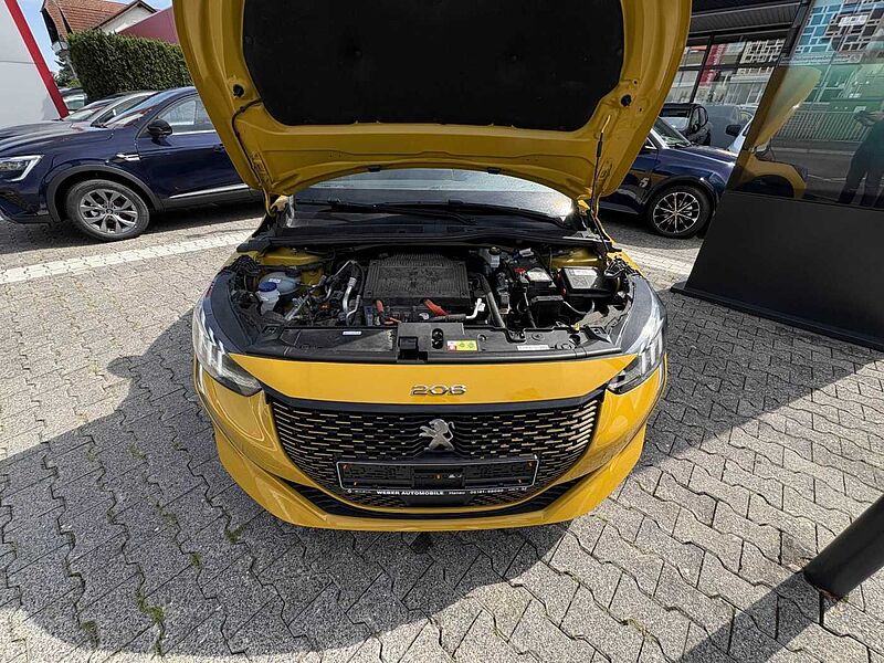 Peugeot 208 e- GT 136