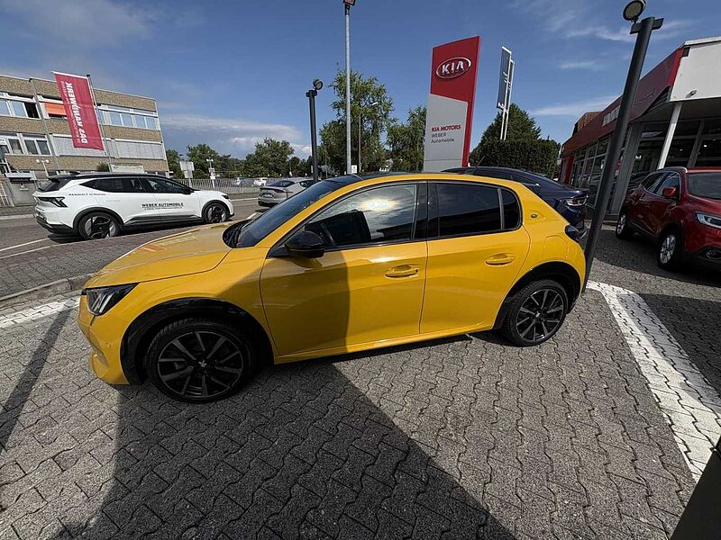 Peugeot 208 e- GT 136