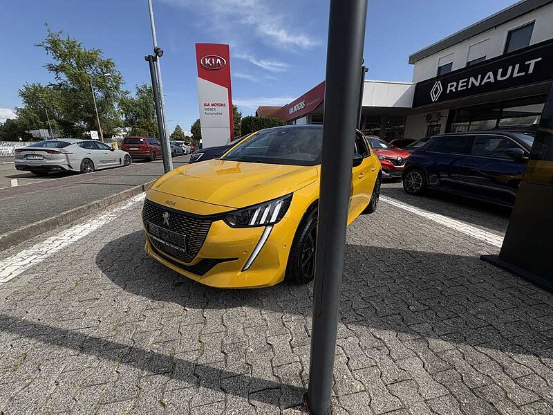 Peugeot 208 e- GT 136