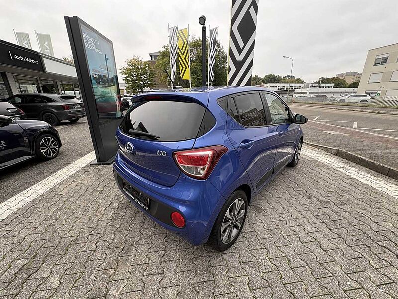 Hyundai i10 Passion +